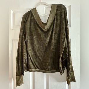 Oversized see-through long sleeve